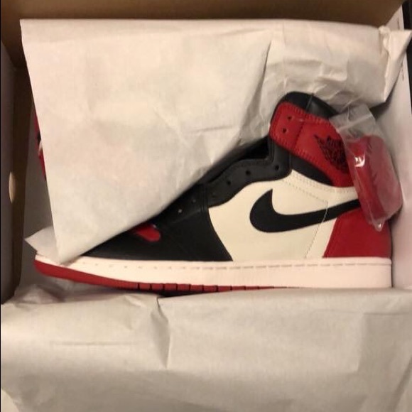 jordan 1 bred toe box